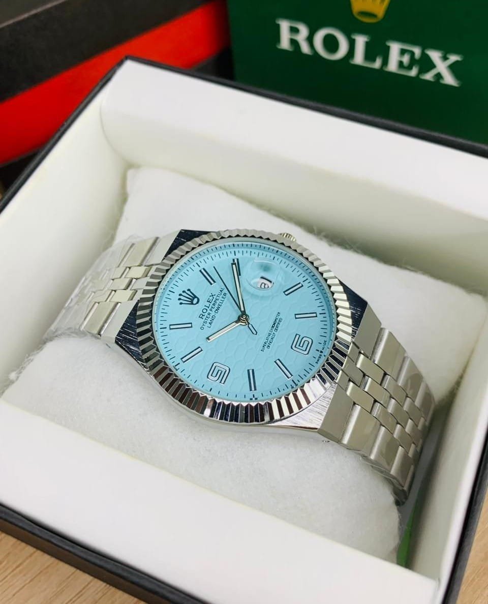 Rolex Land Deweller silver chain with Tifney dial and date function